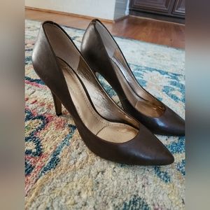Brown pumps BCBGeneration